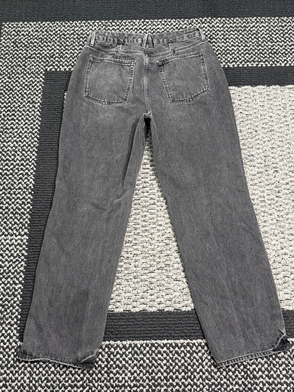 Good American Straight Leg Jeans Women’s 31 High Waist Washed Black Denim Casual - Picture 2 of 6